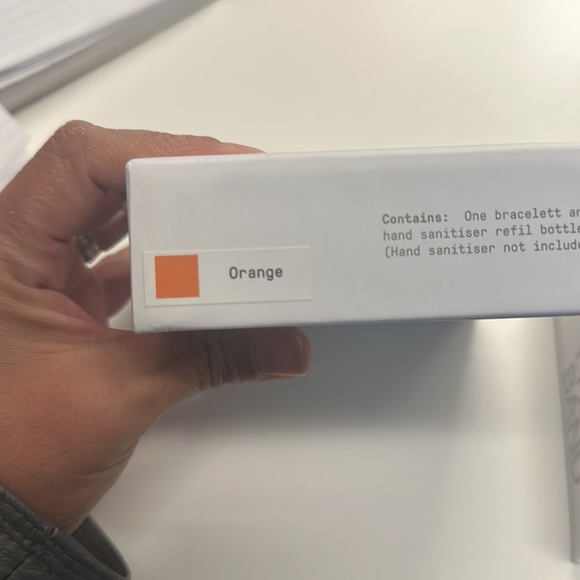 Freeband hand sanitizer bracelet - Picture 4 of 4